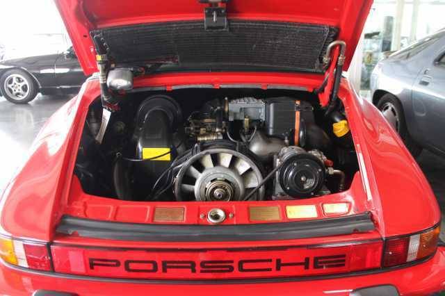 Porsche 911 Carrera 3.2