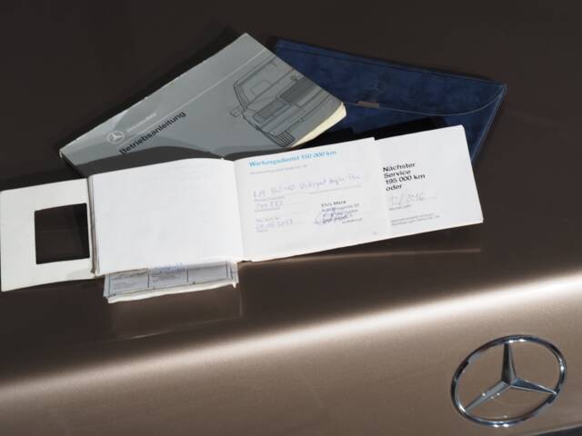 Mercedes-Benz 300 E 4-Matic
