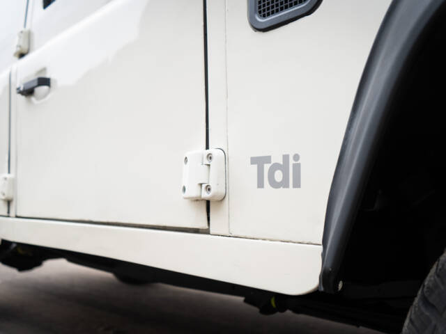 Land Rover Defender 130 Td5 Crew Cab