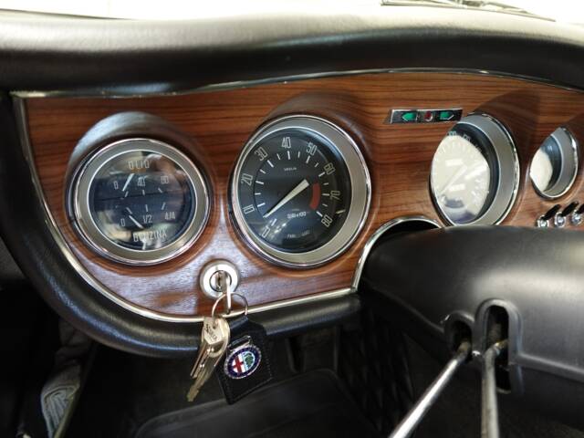 Alfa Romeo Giulia GT 1300 Junior