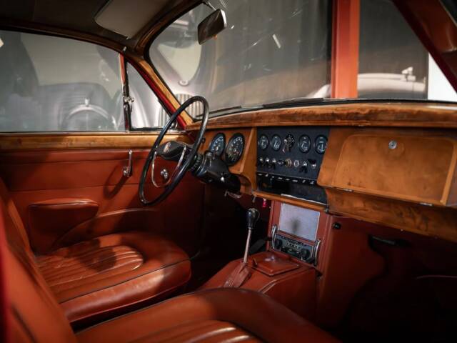 Jaguar Mk II 3.8
