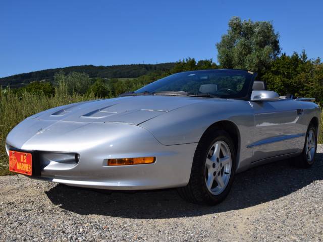 Immagine 1/4 di Pontiac Firebird Formula (1995)
