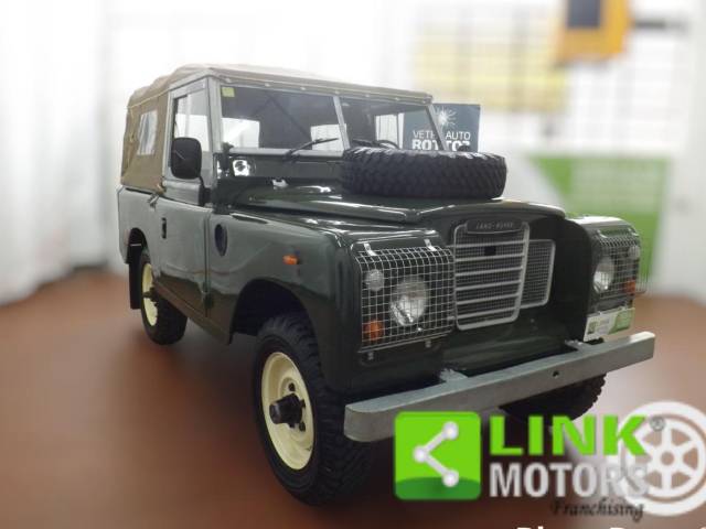 Bild 1/10 von Land Rover 88 (1977)