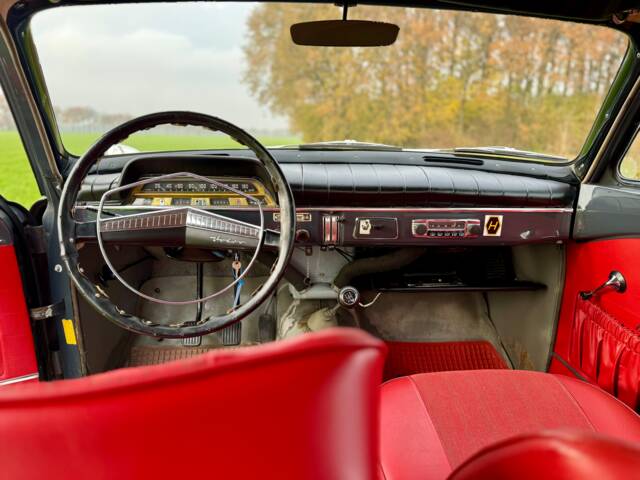 Volvo P 121