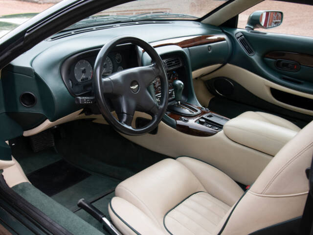 Aston Martin DB 7