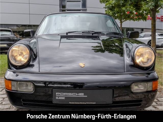 Porsche 911 Carrera 4