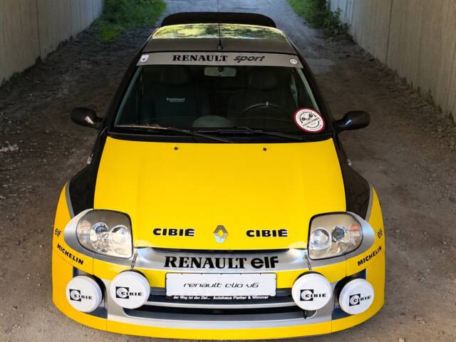 Renault Clio II V6
