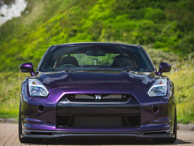 Nissan GT-R