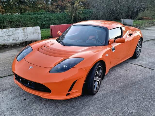 Bild 1/7 von Tesla Roadster (2011)