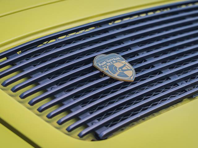 Porsche 911 2.4 T