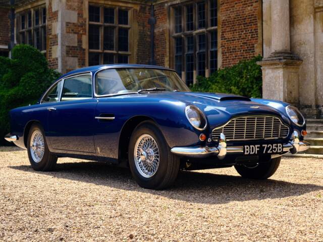 Aston Martin DB 5