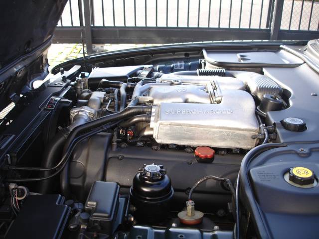 Jaguar XJR 4.0 - XJR SUPERCHARDED