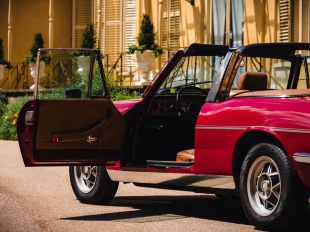 Triumph Stag