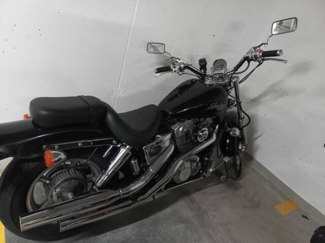 Honda VT 1100C Shadow