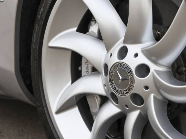 Mercedes-Benz SLR McLaren