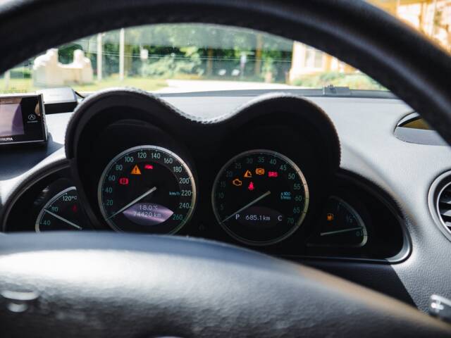 Mercedes-Benz SL 550