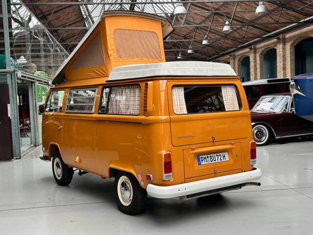 Volkswagen T2b Westfalia