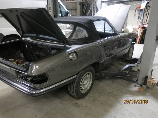 Mercedes-Benz 280 SL