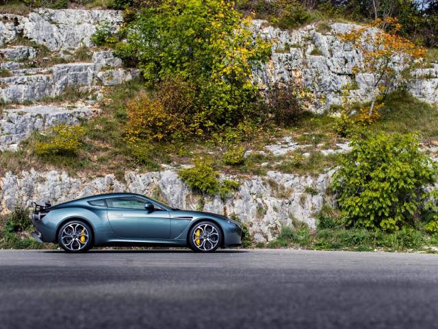 Aston Martin V12 Zagato