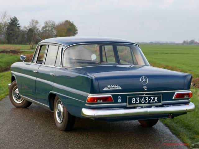 Mercedes Benz 200 1967 Fur Chf 28 472 Kaufen