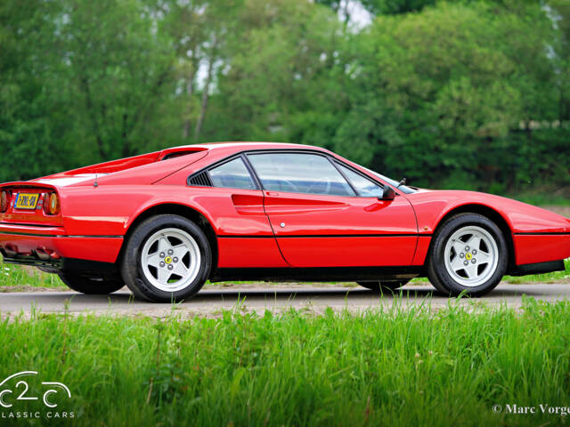 Ferrari 328 GTB