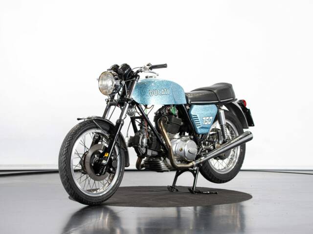Ducati 750 GT