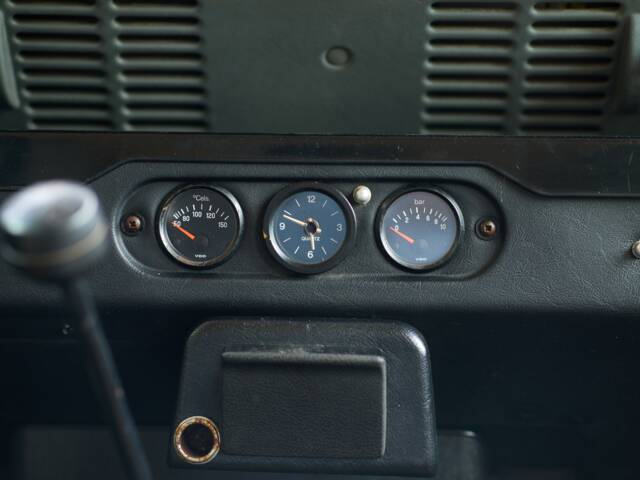 Land Rover 110