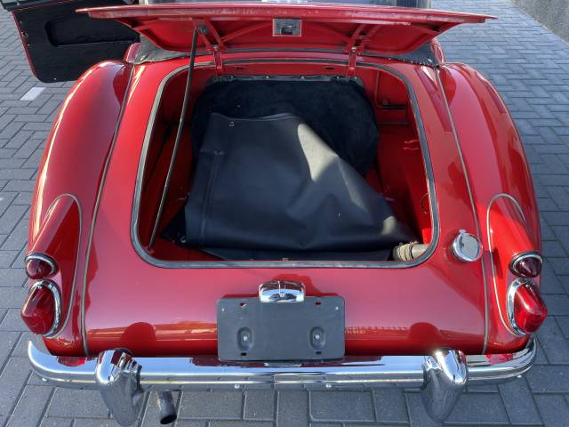 MG MGA 1600