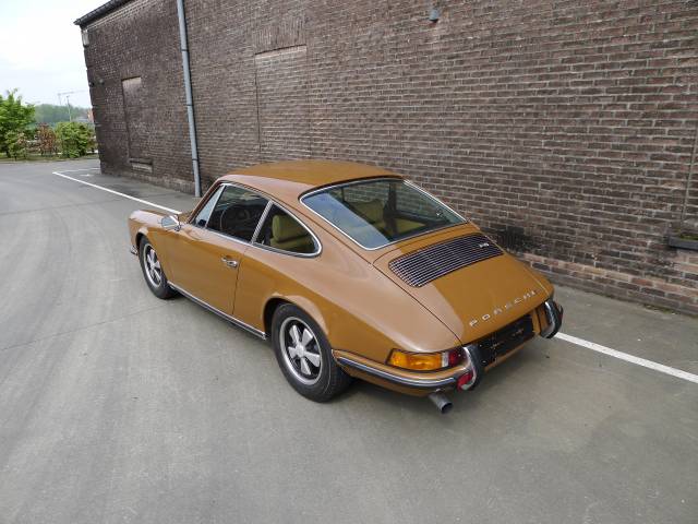 Porsche 911 2.4 T