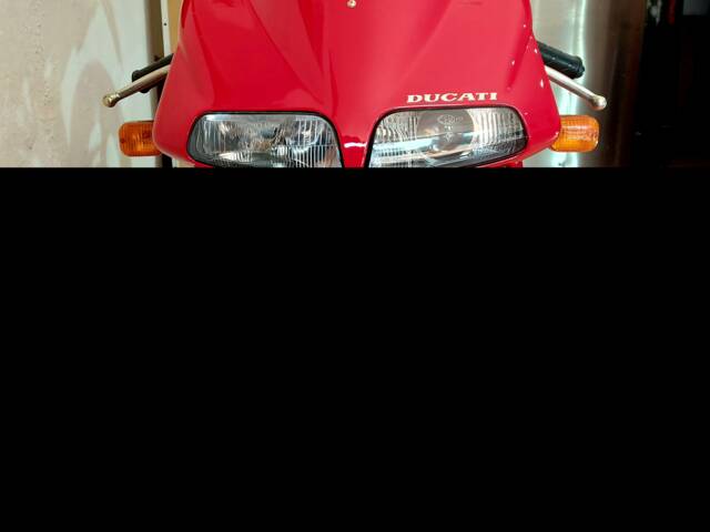 Ducati 916