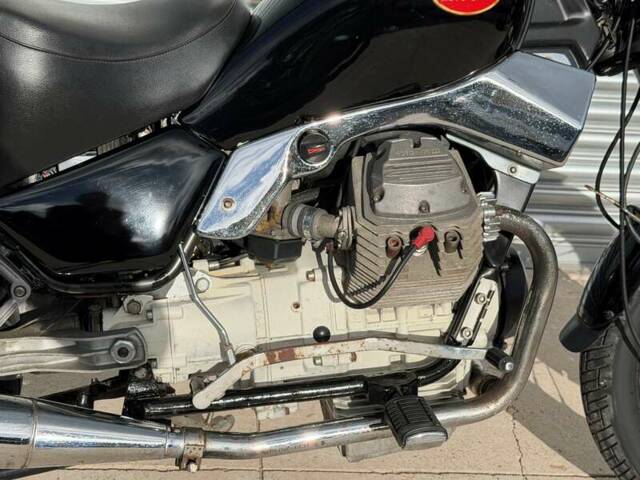 Moto Guzzi Nevada 350