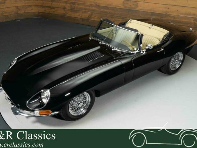 Bild 1/19 von Jaguar E-Type 4.2 (1967)