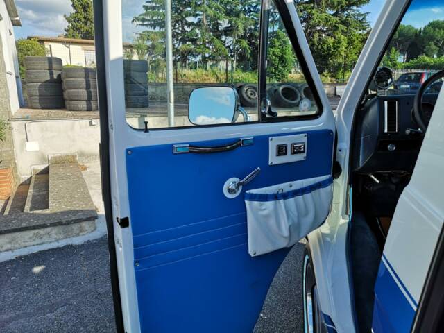 Chevrolet Van
