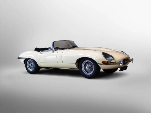 Jaguar E-Type 3.8