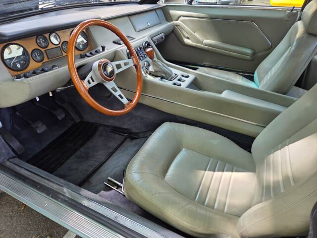 Lamborghini Jarama 400 GT