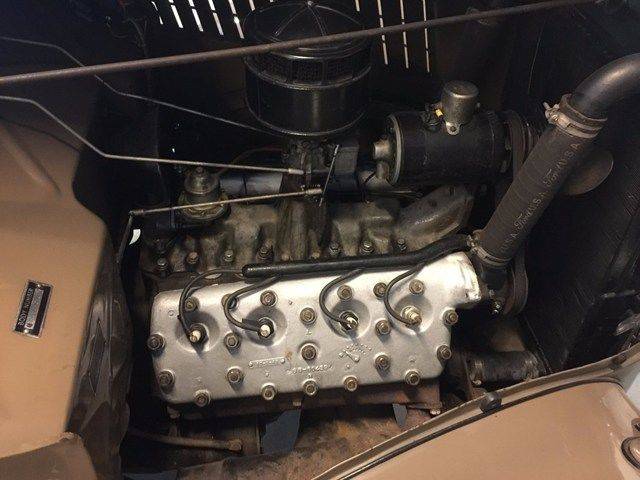 Ford V8 DeLuxe Model 48