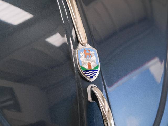 Volkswagen Beetle 1200 Standard "Oval"