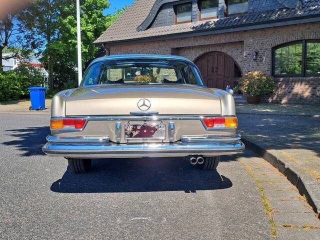 Mercedes-Benz 280 SE 3,5
