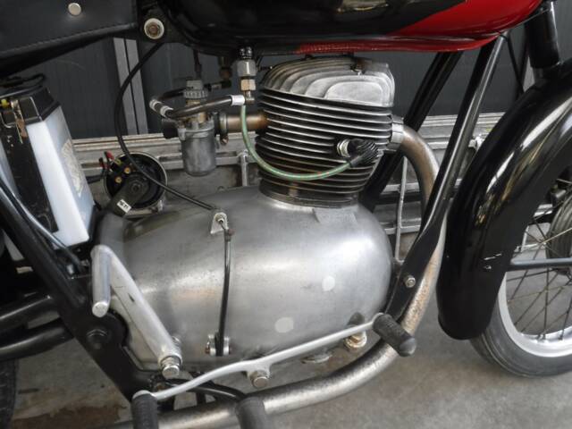 Gilera 150 Sport
