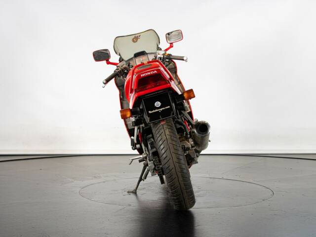 Honda VFR 750R RC 30