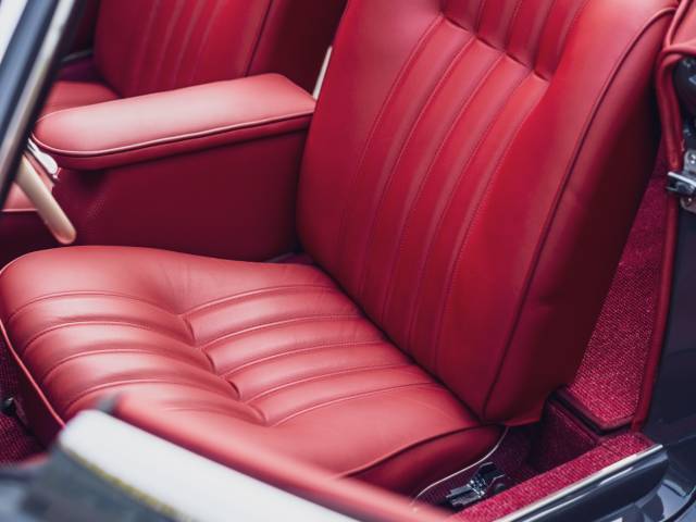 Mercedes-Benz 190 SL