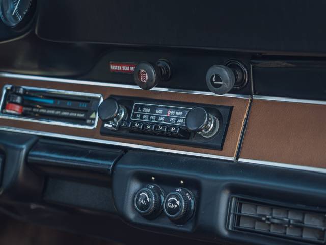 Porsche 911 2.4 T