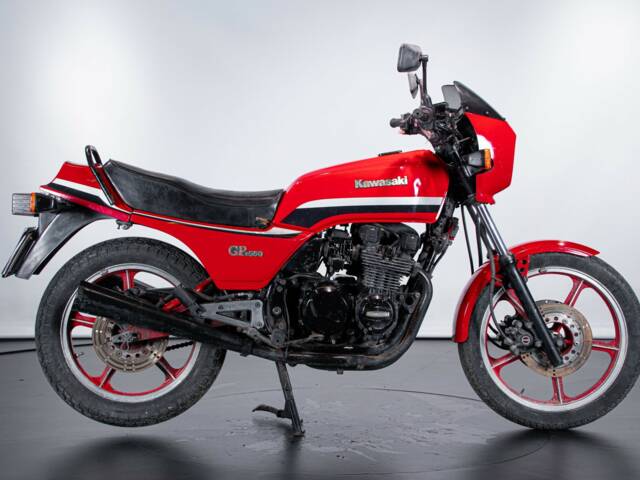Kawasaki GPz 550