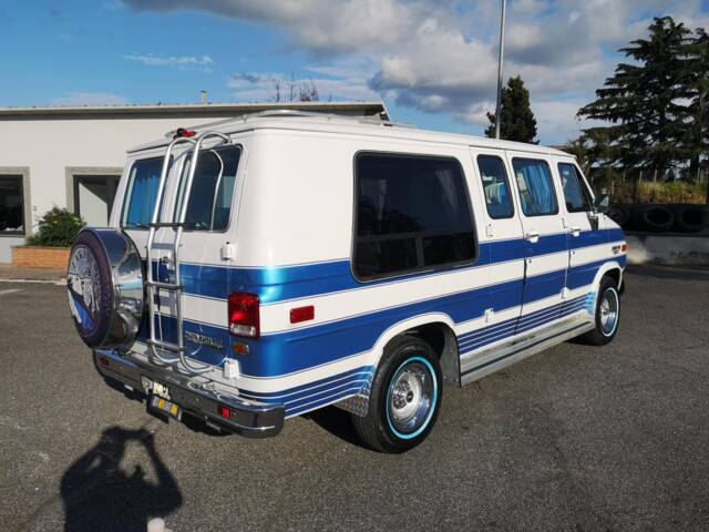 Chevrolet Van