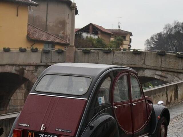 Citroën 2 CV 6 Charleston