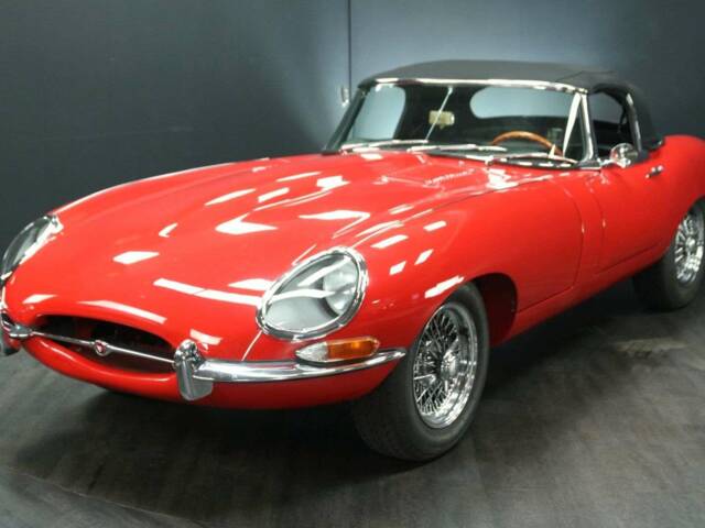 Imagen 1/30 de Jaguar E-Type 4.2 (1967)