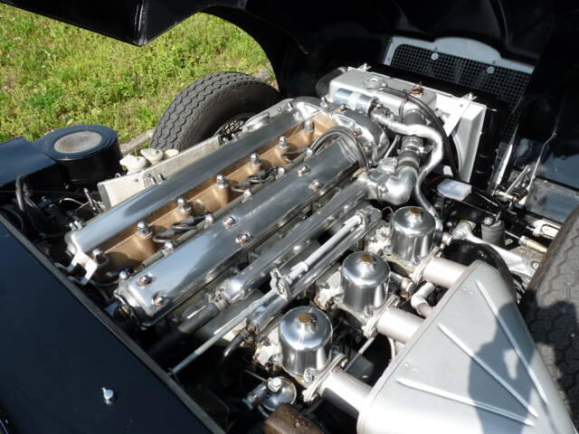 Jaguar E-Type 3.8