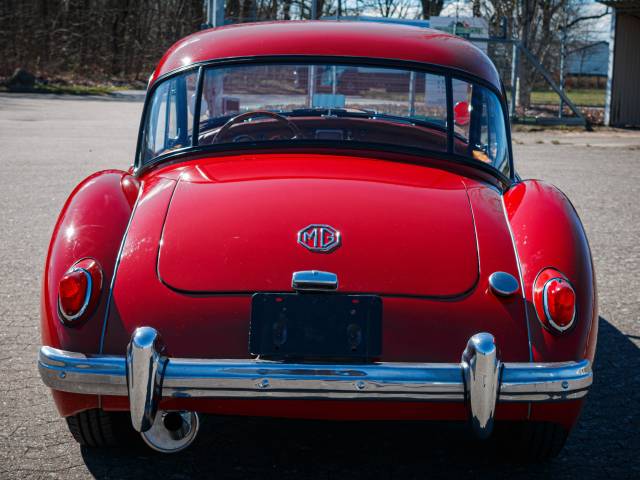MG MGA 1500