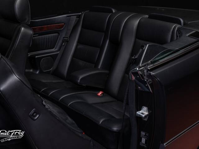 Mercedes-Benz 300 CE-24