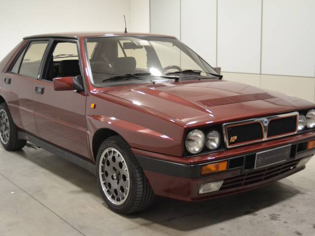 Image 1/30 of Lancia Delta HF Integrale 16V (1990)